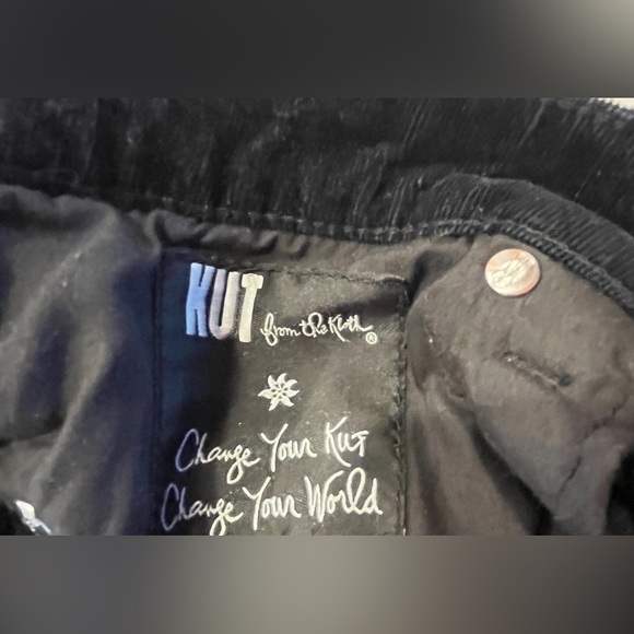 KUT from the Kloth Women’s Black Diana Skinny Corduroy Jeans. Size 14 - Picture 3 of 4
